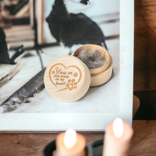 Memorial doosje hout voor kat of hond, herinnering aan kat of hond, bewaren plukjes vacht of as van kat of hond