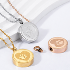 Round pendant with paw print - Gold 