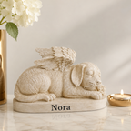 Hondenurn slapend hondje beige - detailfoto