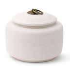 Witte keramische urn voor huisdieren met matte afwerking
