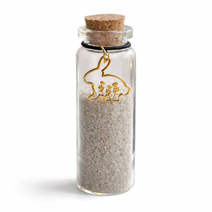 Bewaar een plukje vacht, as of snorhaar van je konijn in een mooi memorial flesje