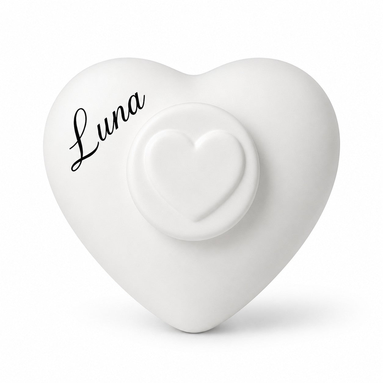 De laatste aai hartvormige witte keramische urn voor huisdieren met de naam Luna en een subtiel hart op de sluiting