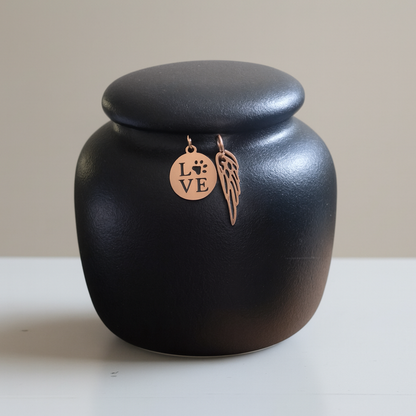 Mini urn with keepsake pendants - 7 x H 7 cm