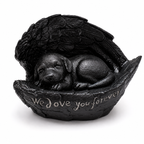 Honden urn -  een slapend hondje die omringd wordt door beschermende vleugels - Zwart