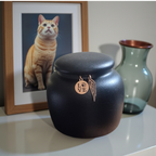 Mini urn with keepsake pendants - 7 x H 7 cm