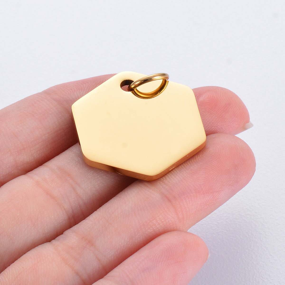 Hanger met gravure - Hexagon