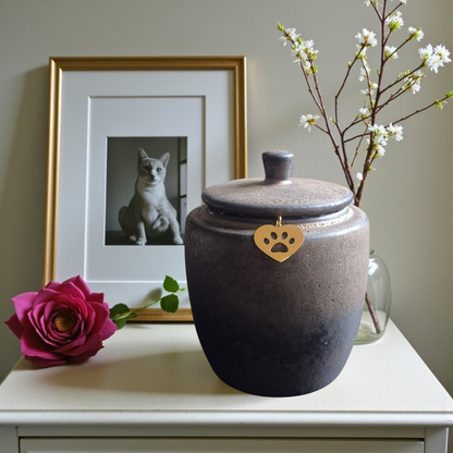 Urn Brown - With paw print pendant