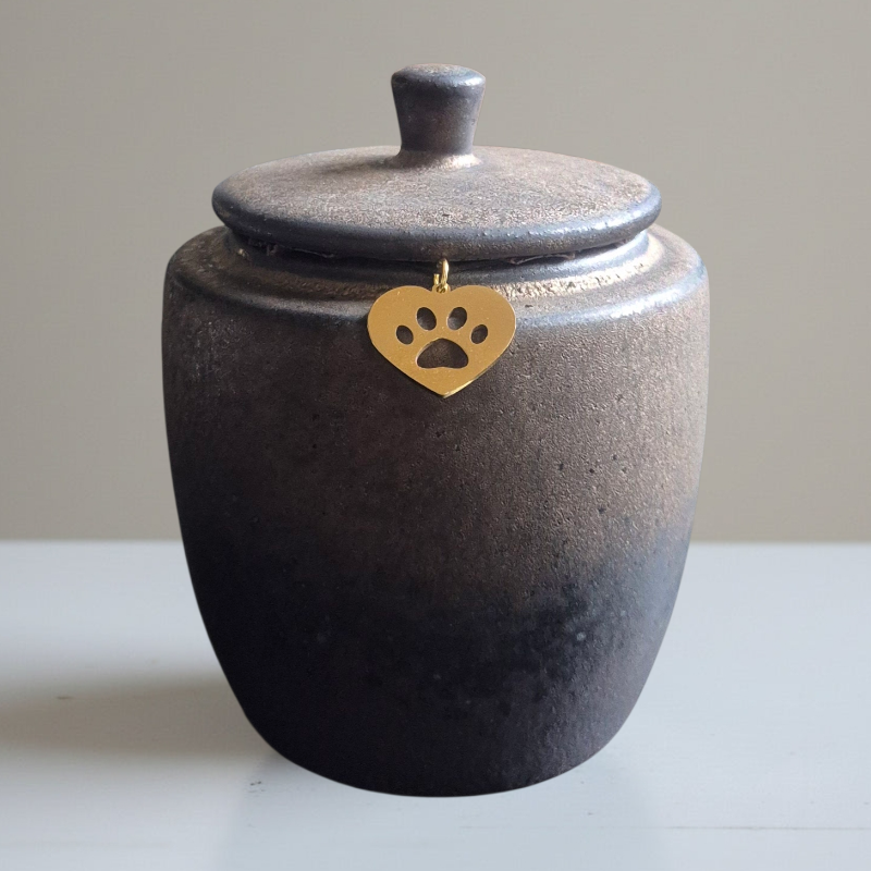 Urn Brown - With paw print pendant