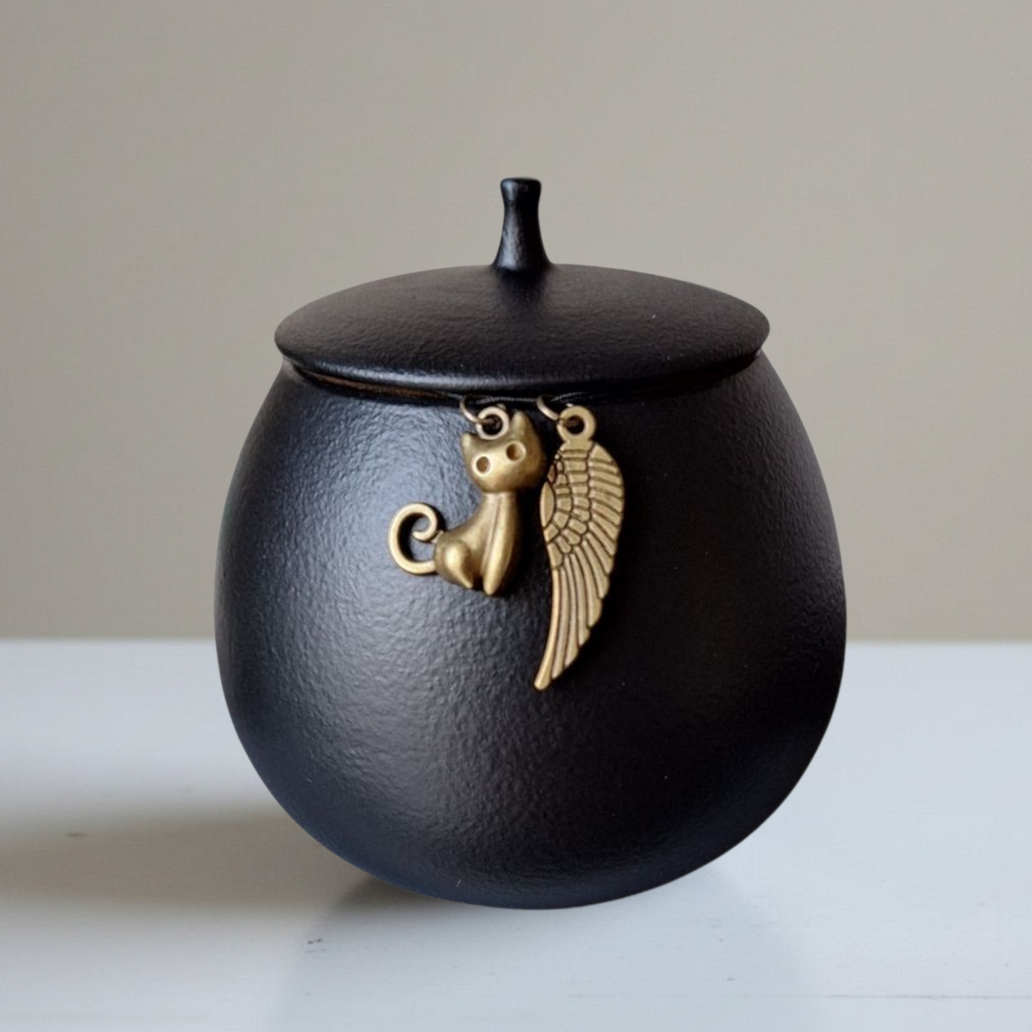 Urn Kat - 200 ML - Zwart - Met Hangertjes