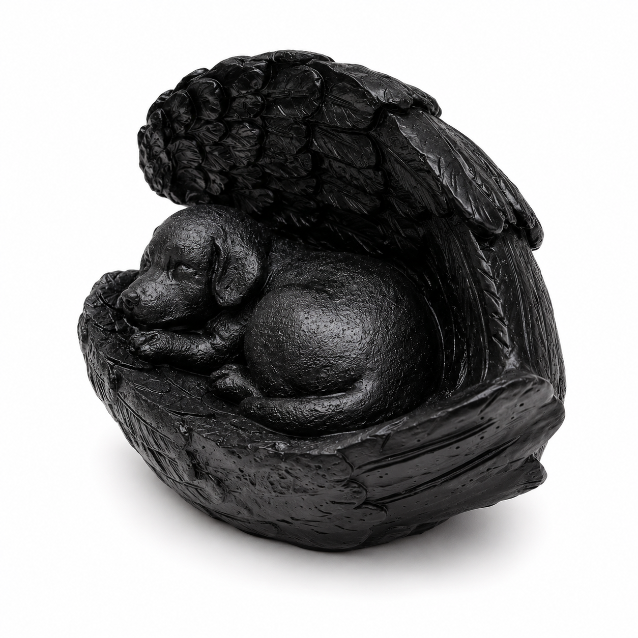 Urn in de vorm van een slapend hondje die omringd wordt door beschermende vleugels - Zwart